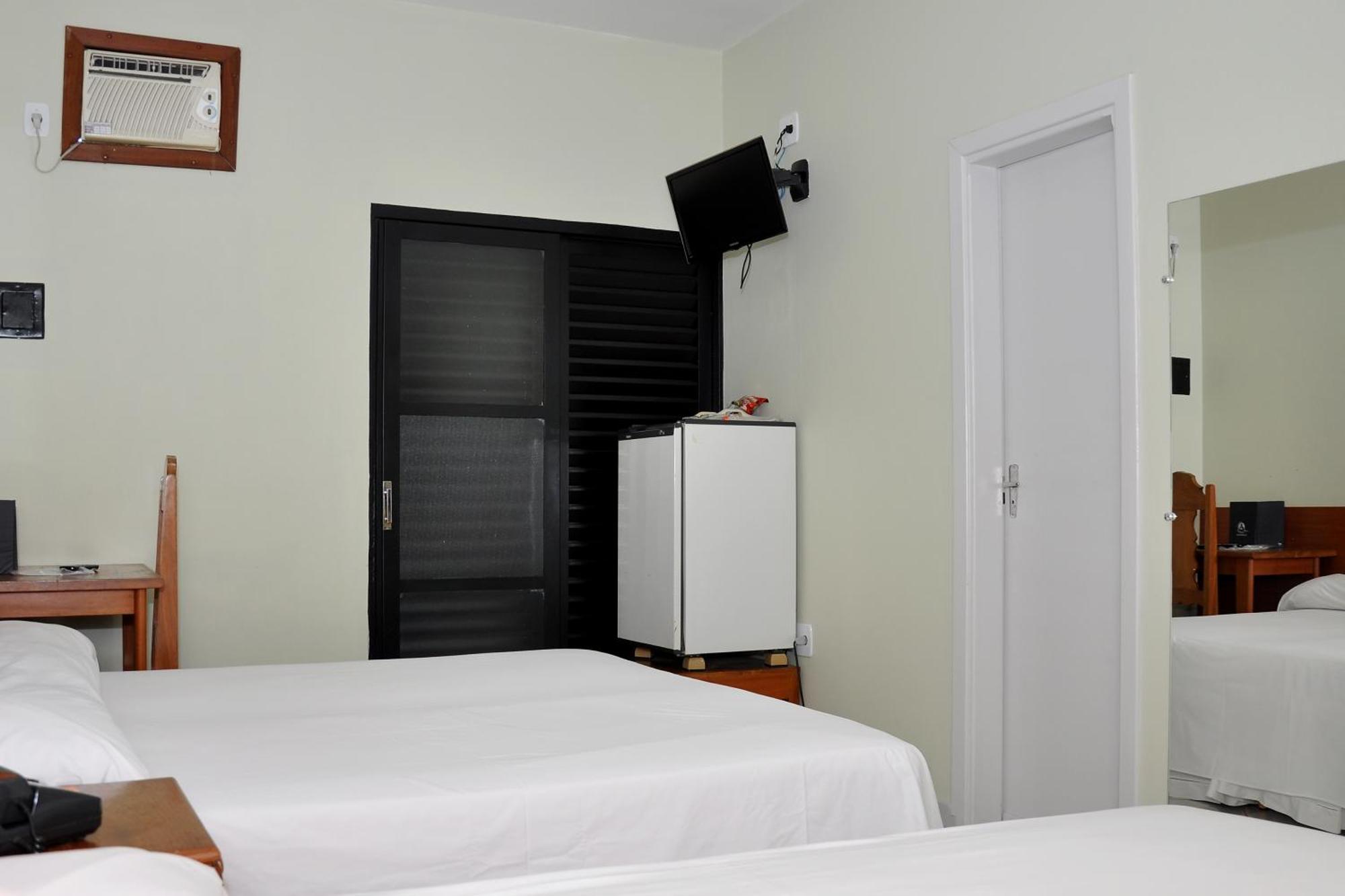 Hotel Carolina Plaza Uberaba Camera foto