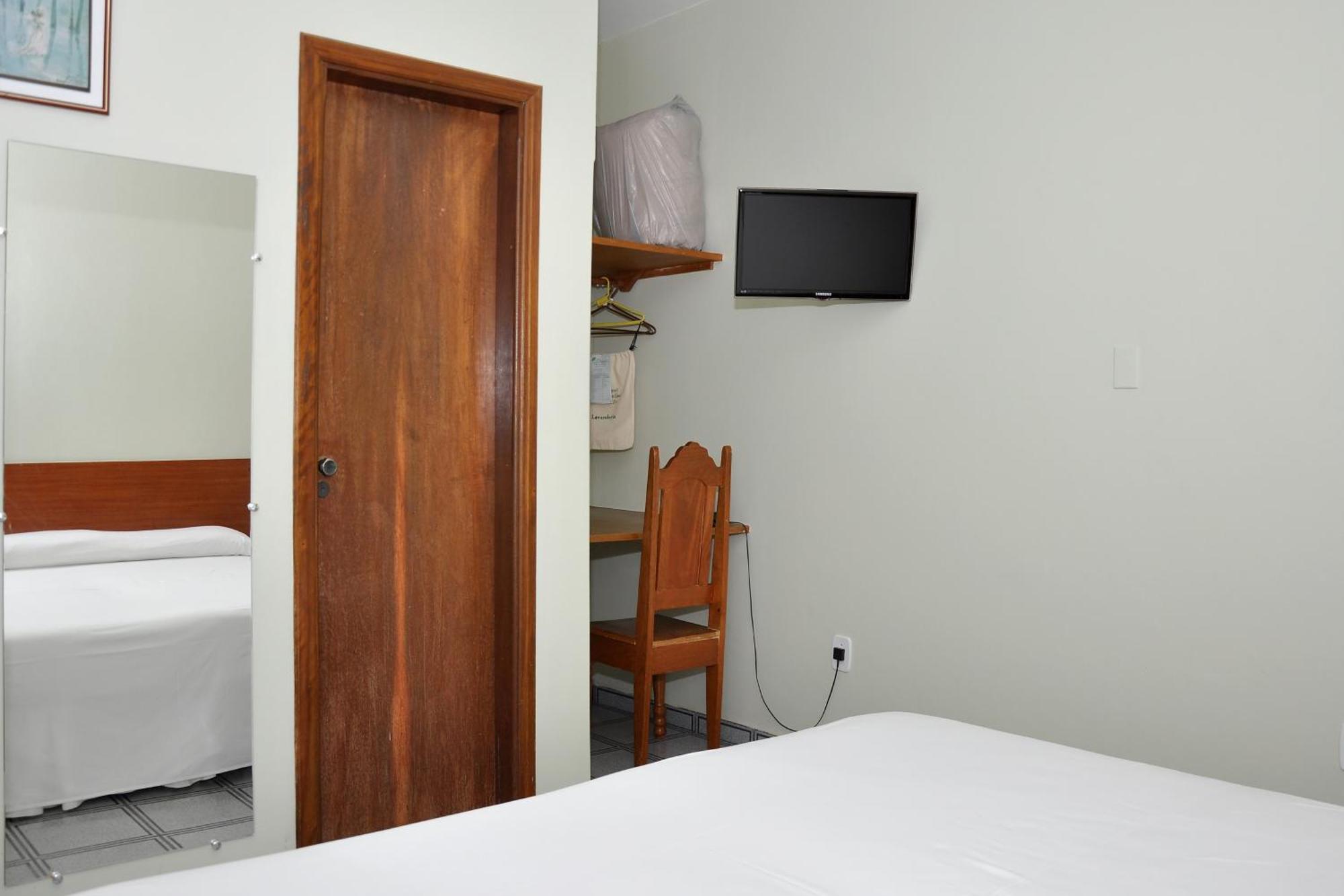 Hotel Carolina Plaza Uberaba Camera foto